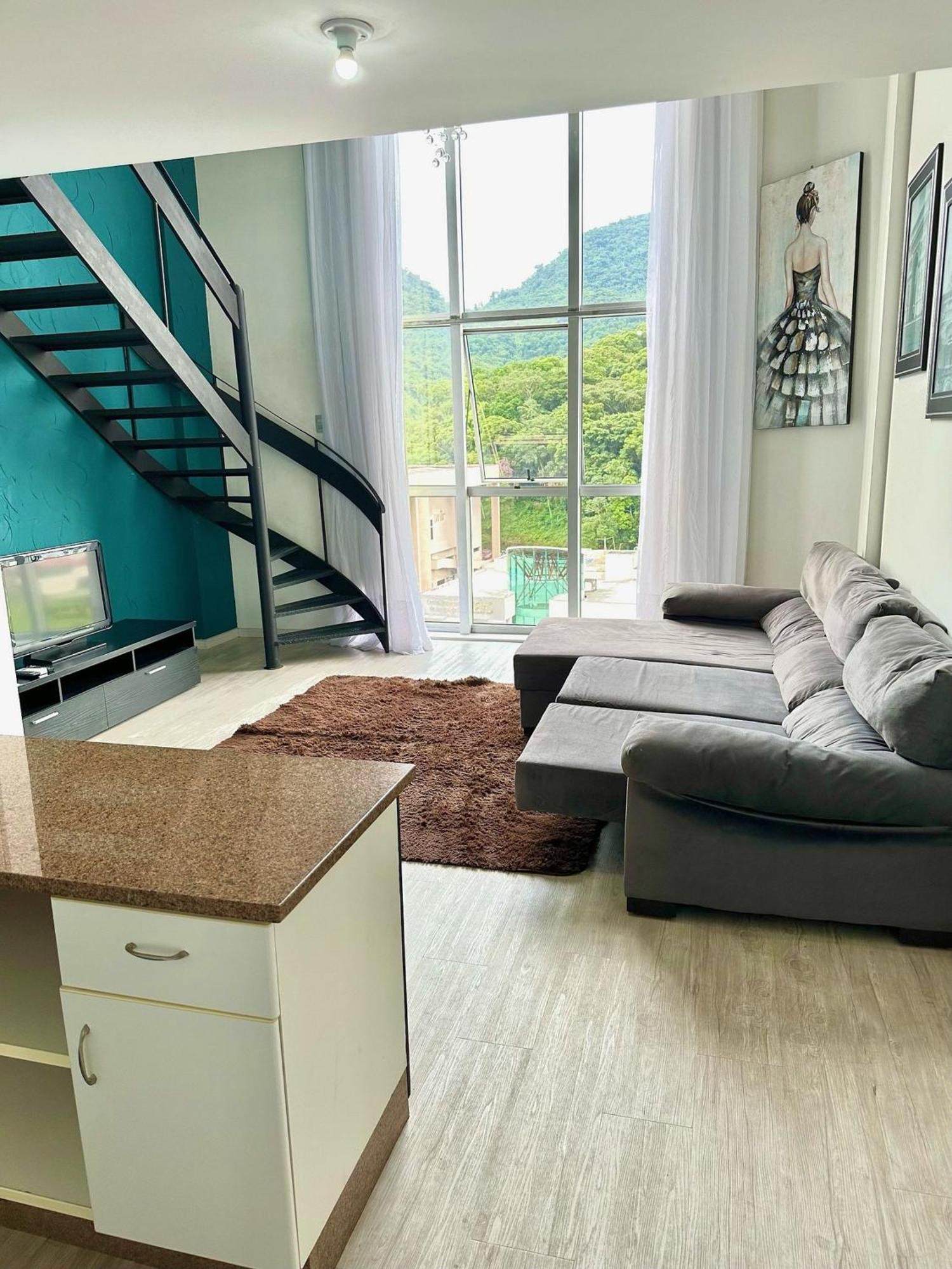Вилла Saint Sebastian Flat 603- Com Hidro! Ate 3 Pessoas, Duplex, No Centro Жарагуа-ду-Сул Экстерьер фото