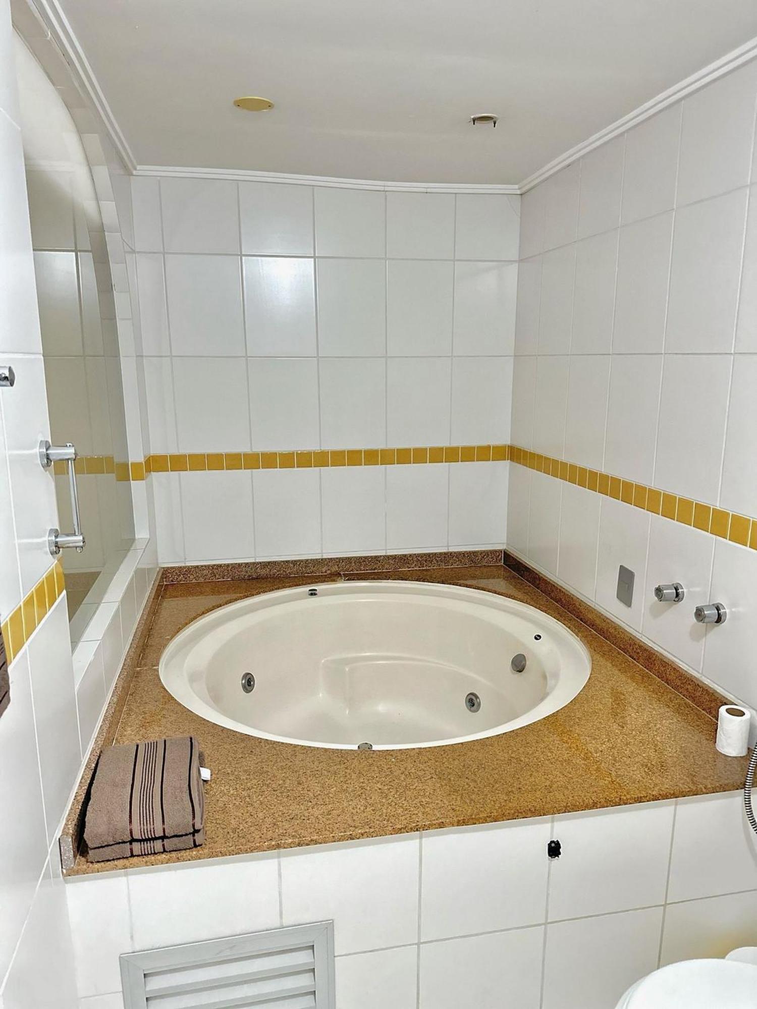 Вилла Saint Sebastian Flat 603- Com Hidro! Ate 3 Pessoas, Duplex, No Centro Жарагуа-ду-Сул Экстерьер фото